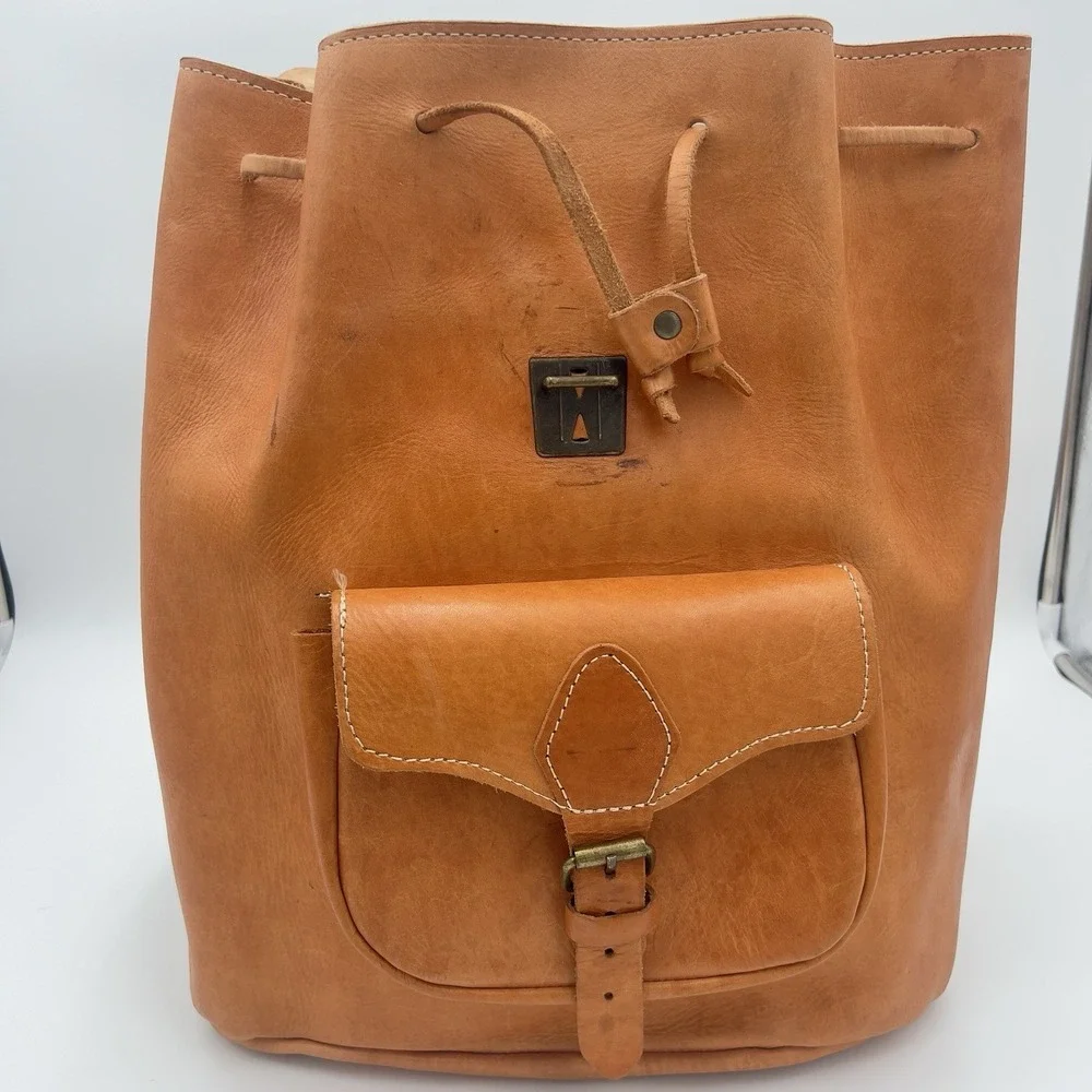 Brown Leather Hiking Backpack 15L Drawstring Buckle 2-Pocket Adjustable Straps