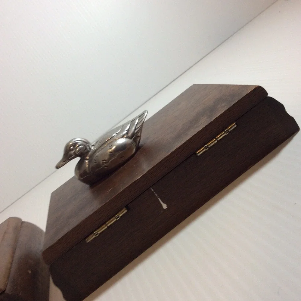 N/A lot wooden