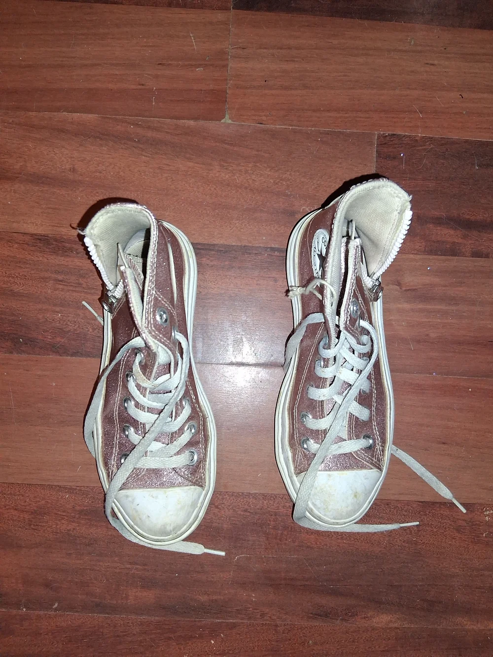 Converse sparkling glitter