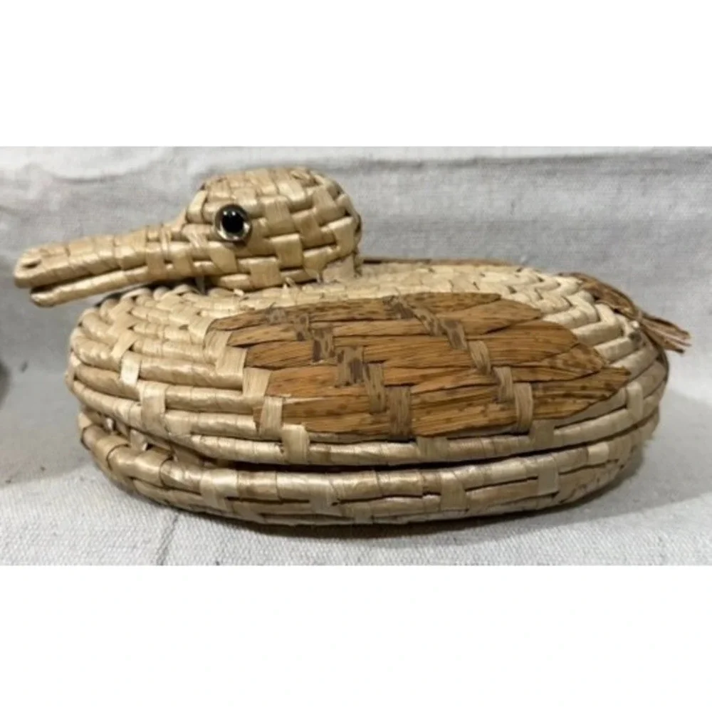 N/A woven straw