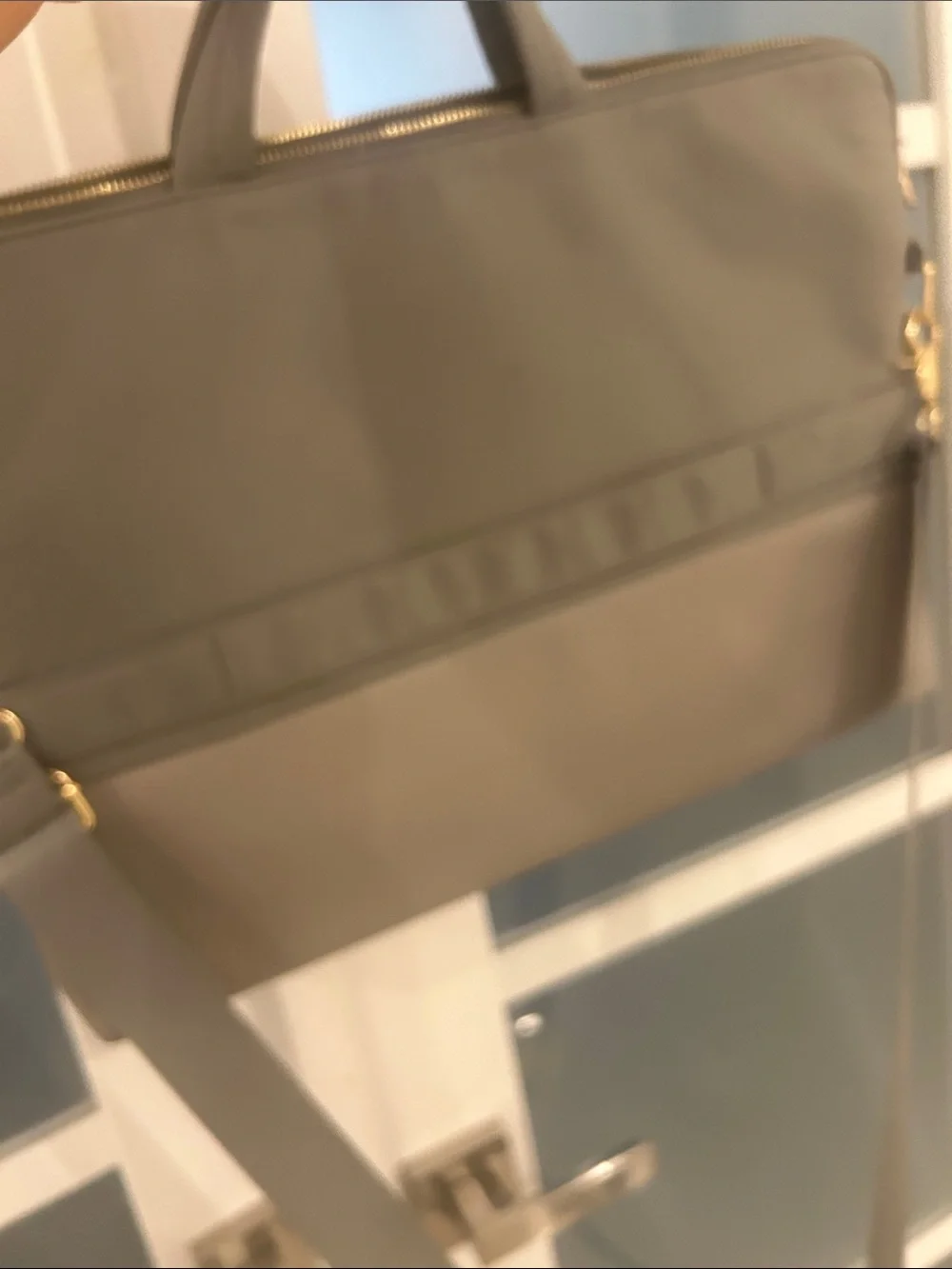 N/A sleek laptop