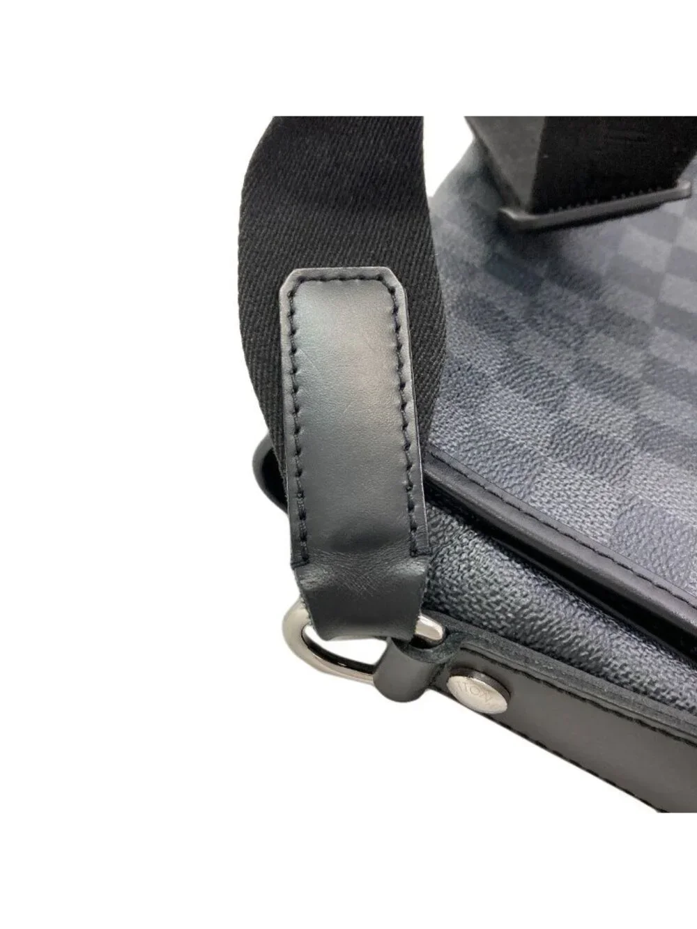 Louis Vuitton this authentic