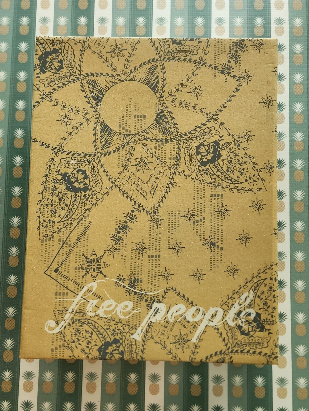 Free People chic beige