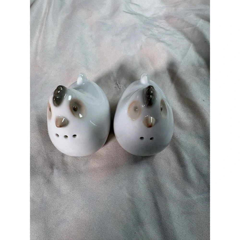 Hen Salt and Pepper Shakers Chicken Salt and Pepper Shakers Novelty Salt Shakers
