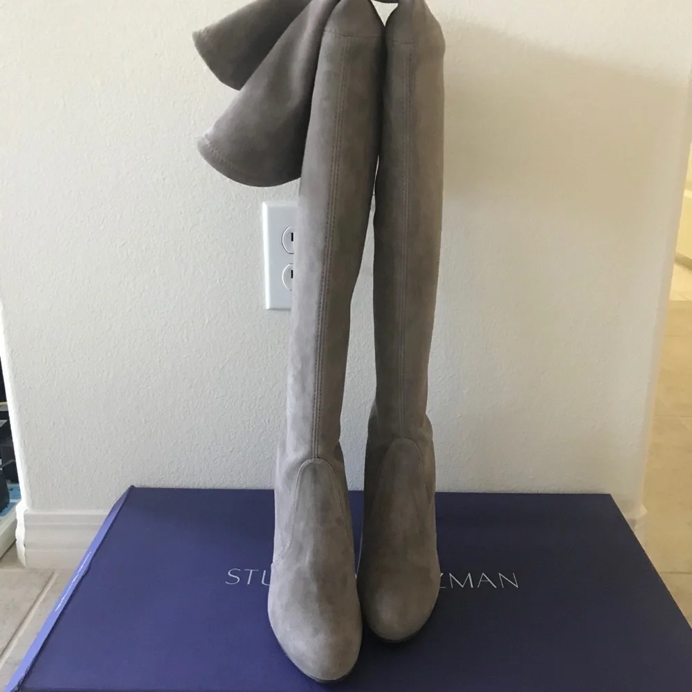 Stuart Weitzman new box