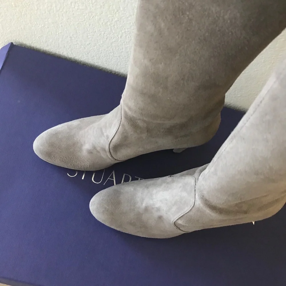Stuart Weitzman new box