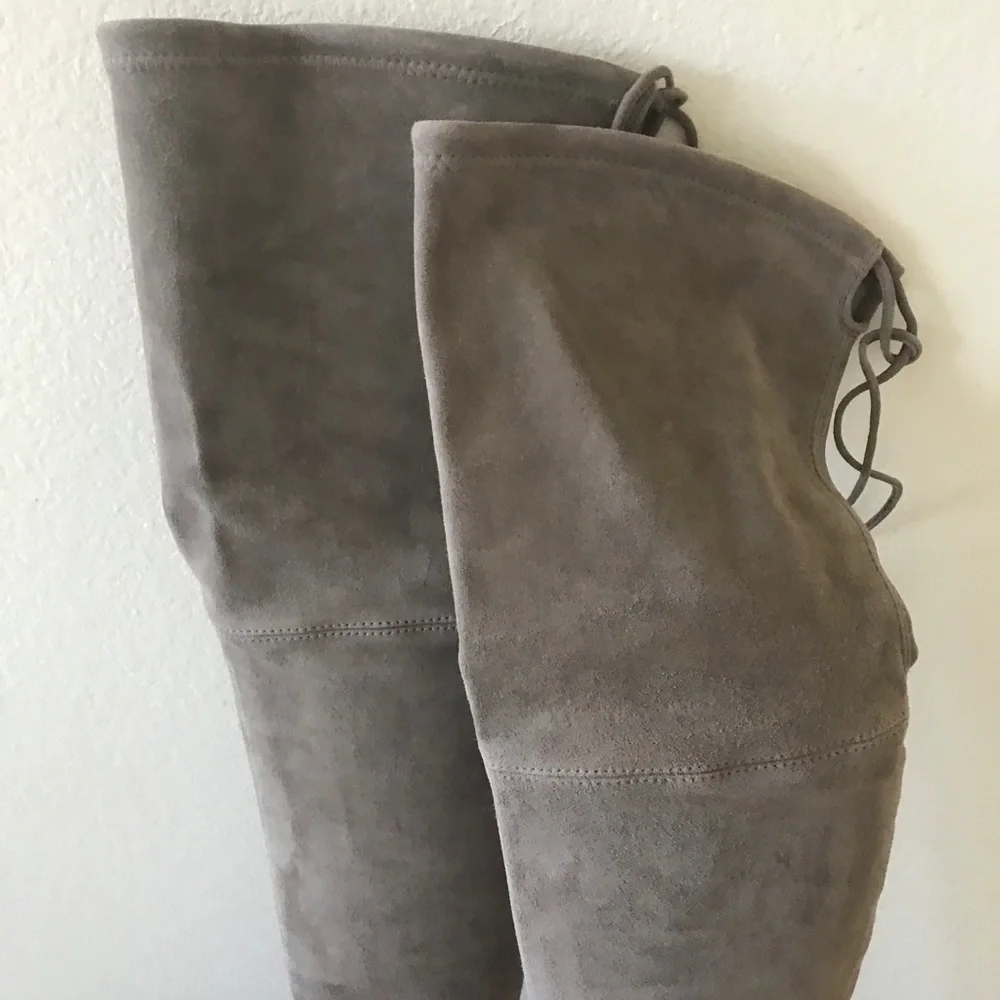 Stuart Weitzman new box