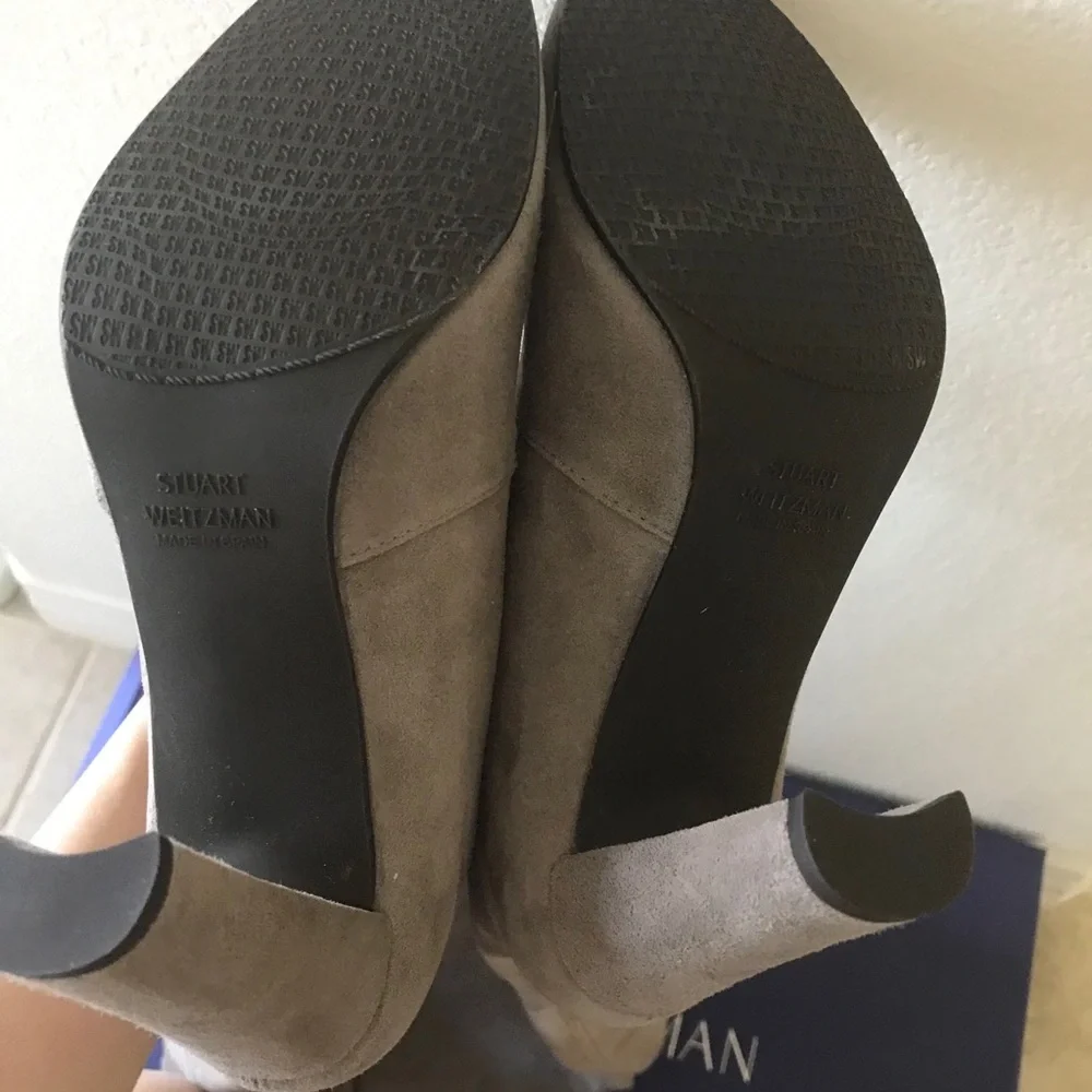 Stuart Weitzman new box