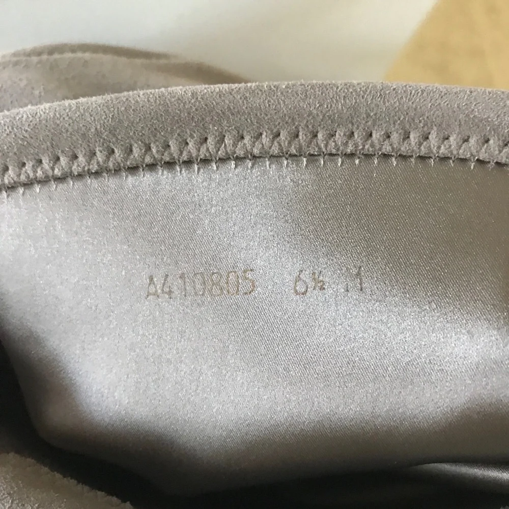 Stuart Weitzman new box