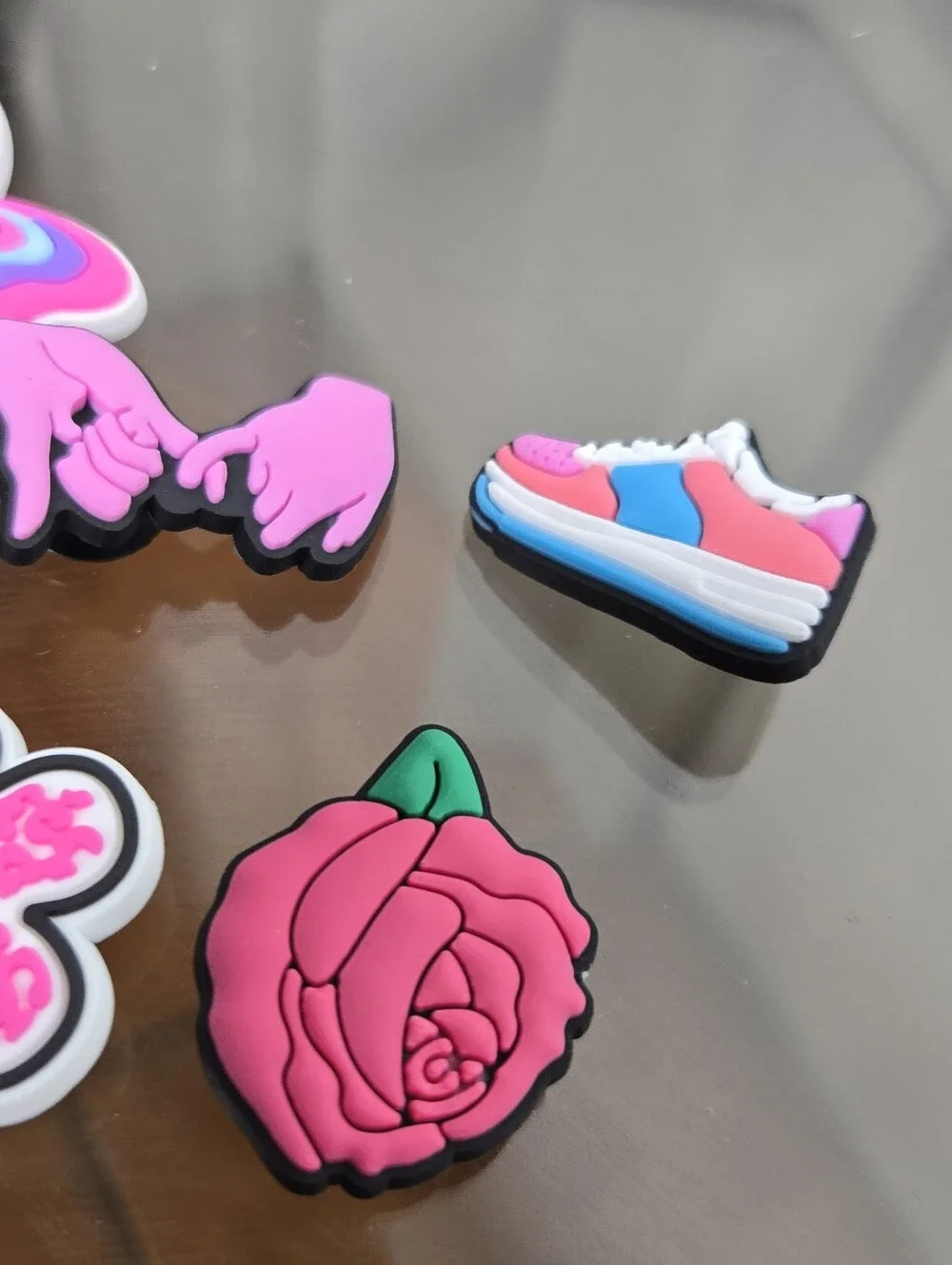 no brand bright pink
