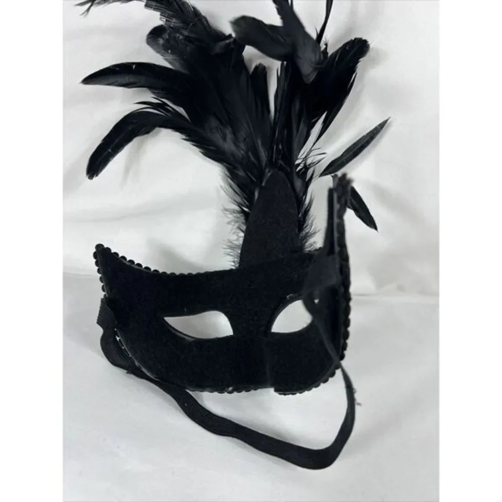 Masquerade get ready