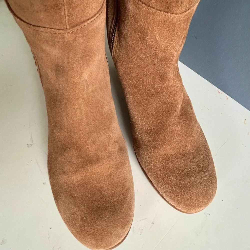Matisse tan suede