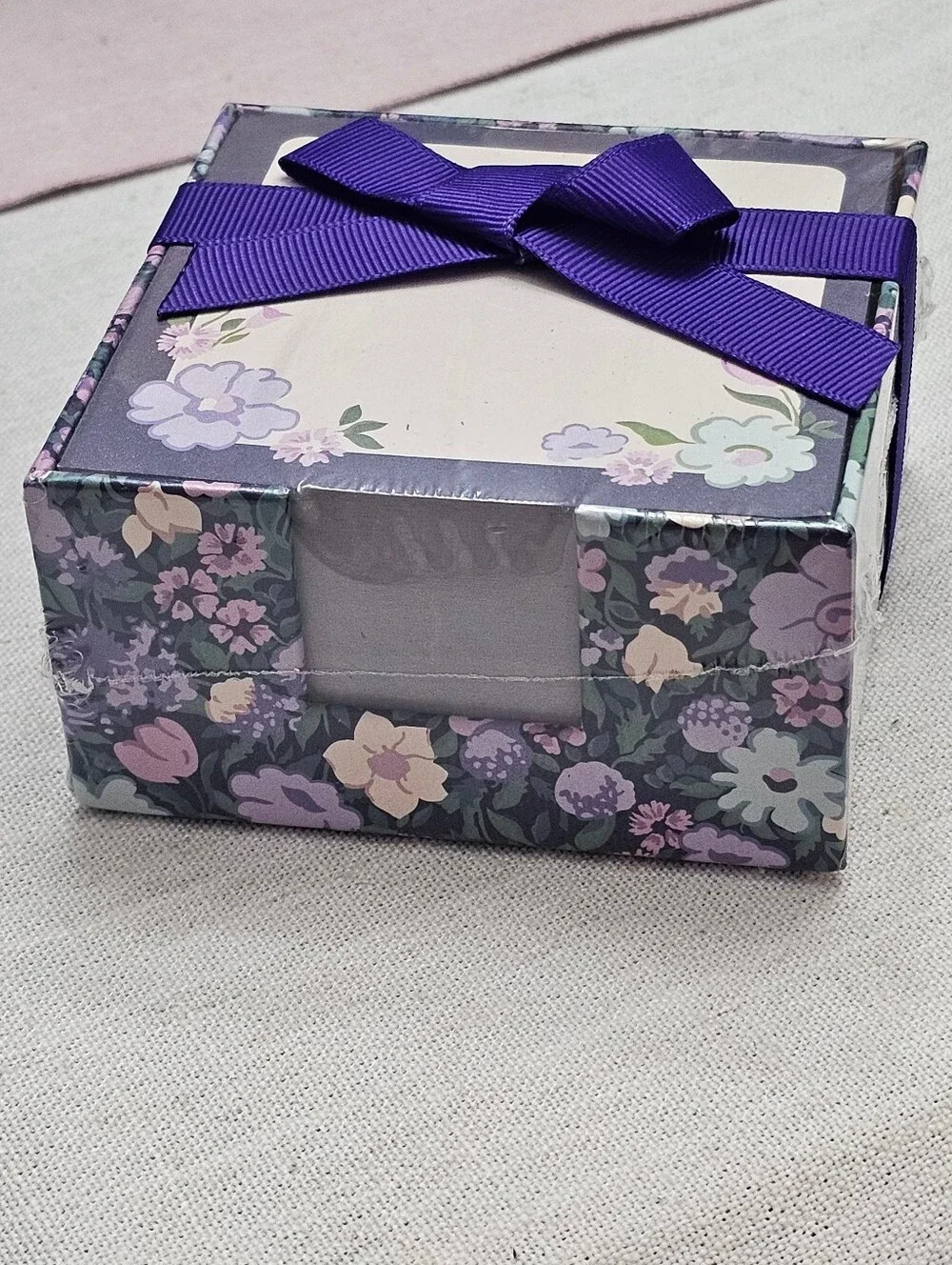 Laura Ashley 💗💗💗 notes 💗💗💗bundle