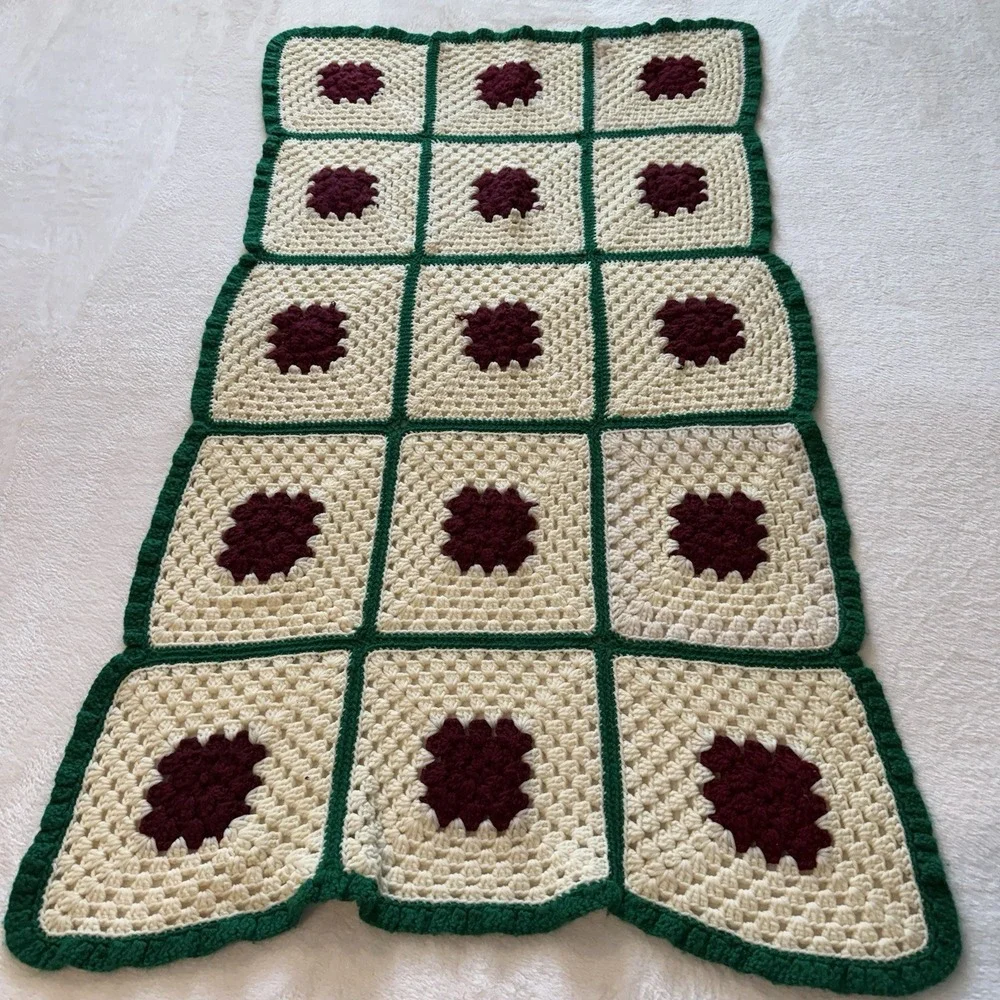 Hand Crocheted Granny Rectangle Throw‎ Afghan  Blanket 56 X 30 Red Green Ivory