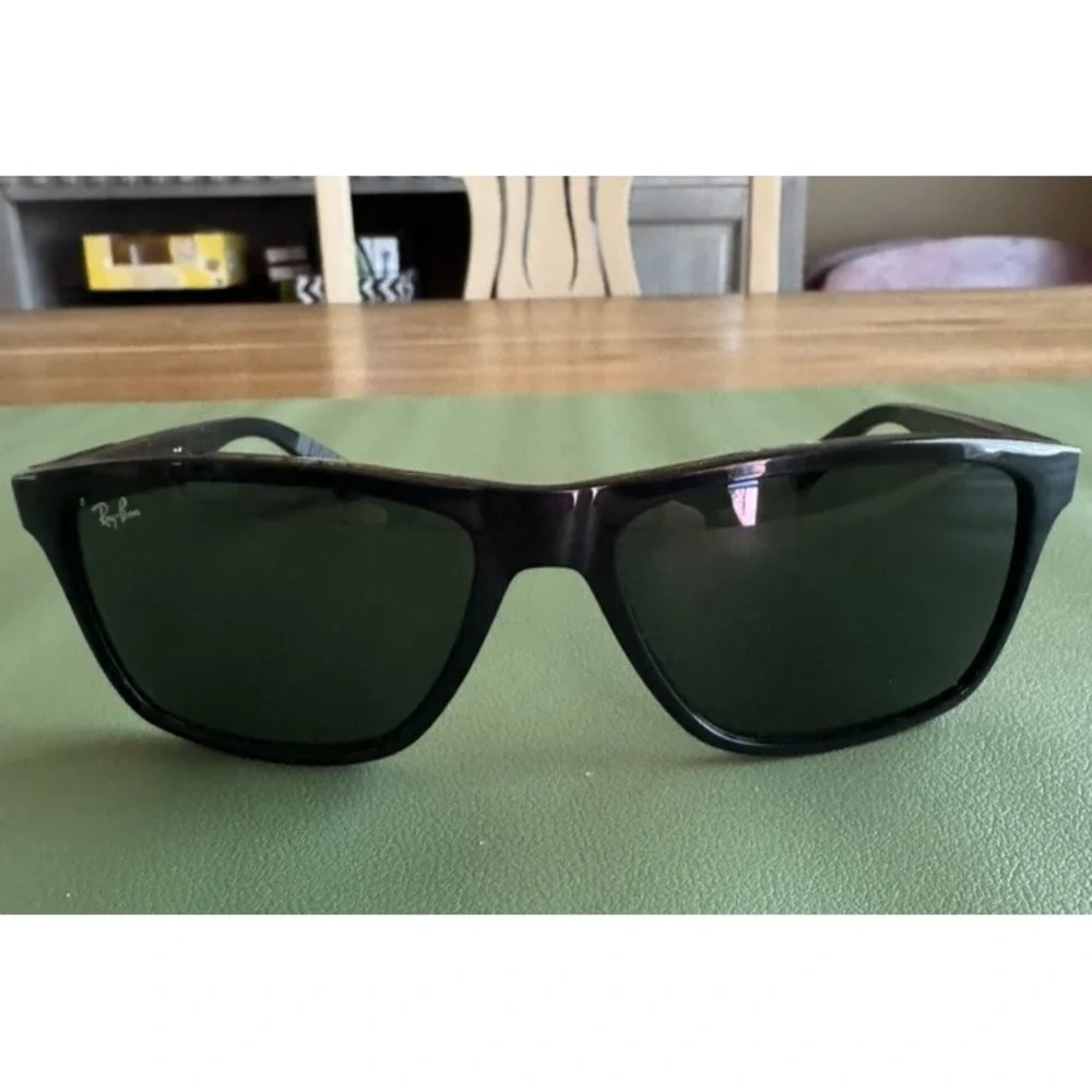 Ray-Ban good pre