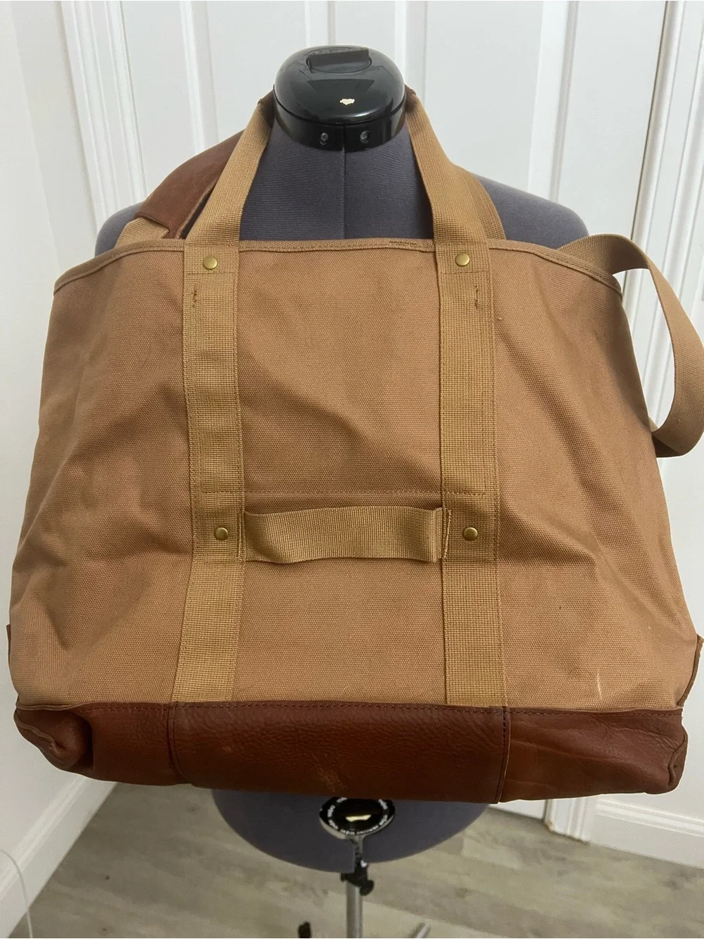 DULUTH TRADING CO Tan Canvas & Brown Leather Travel Tote