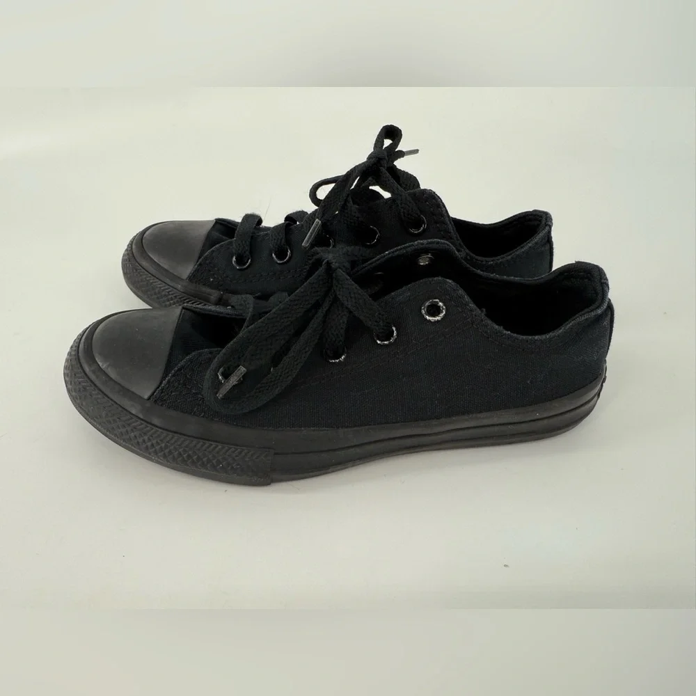 Converse timeless black