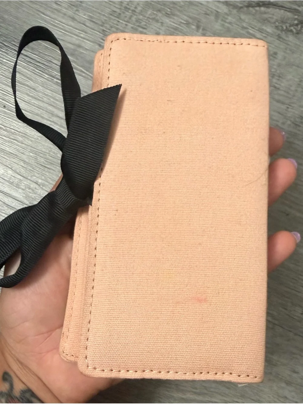 Gucci Peach Canvas Travel Brush Pouch with Two Eyeshadow Brushes