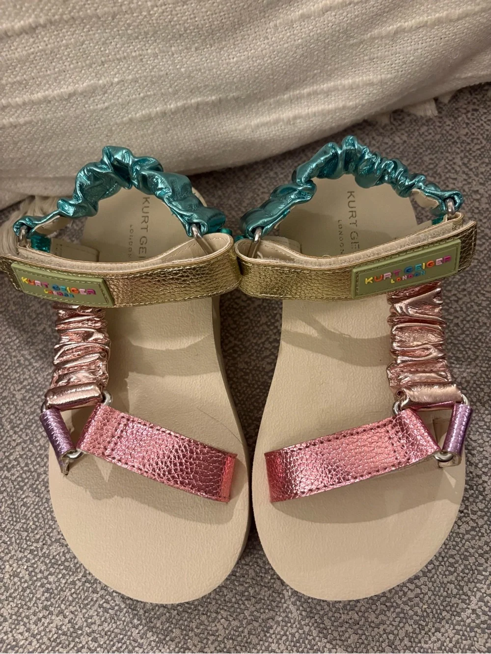 Kurt Geiger shiny multicolor