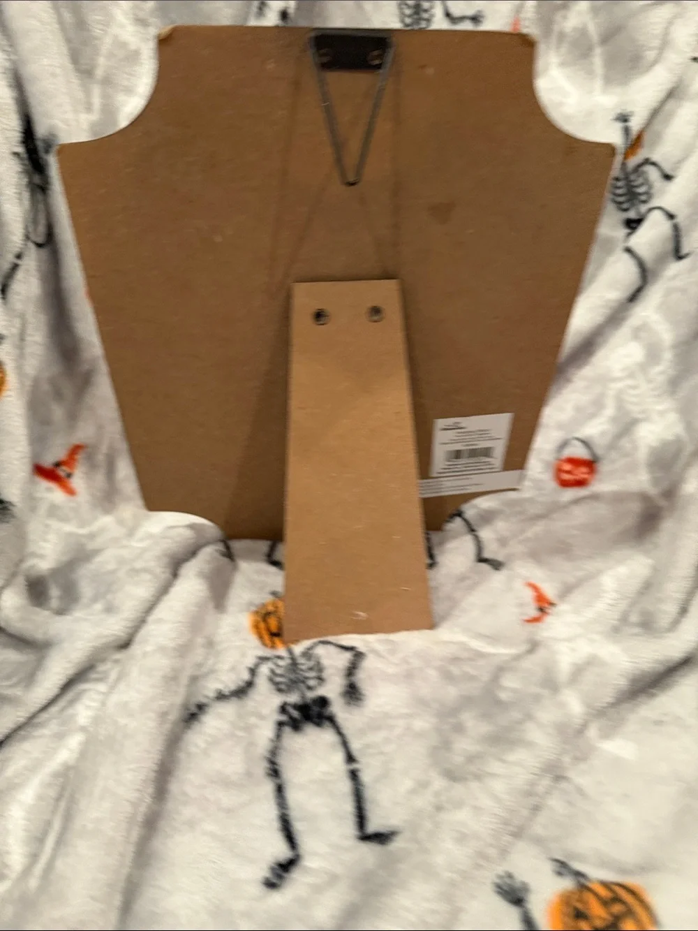 N/A playful ghost