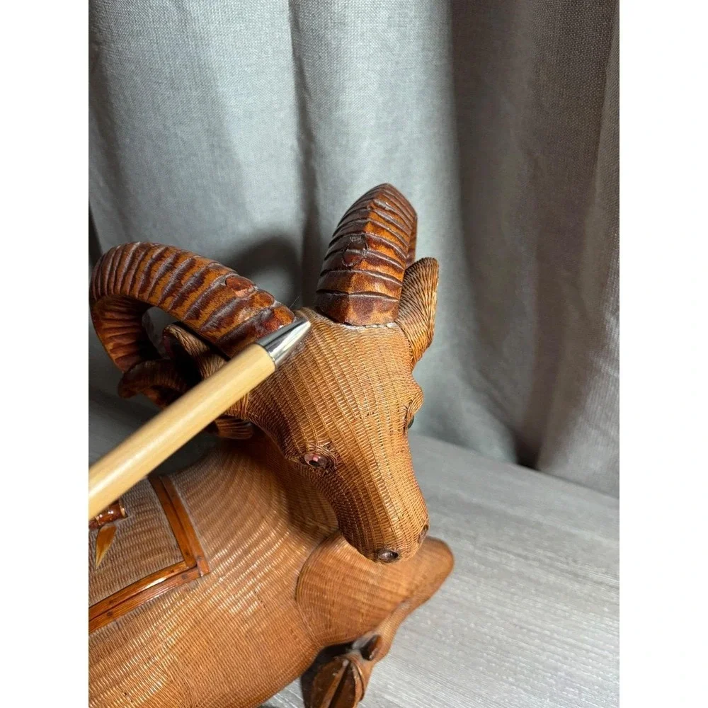 Vintage Wicker Ram Basket Hand Woven RARE Figurine Trinket Box Horned‎ Sheep