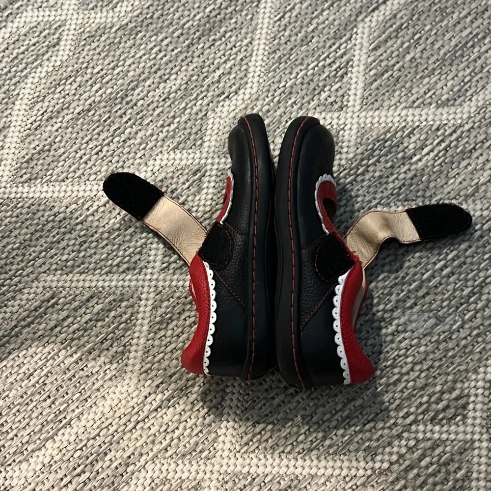Robeez stylish shoes