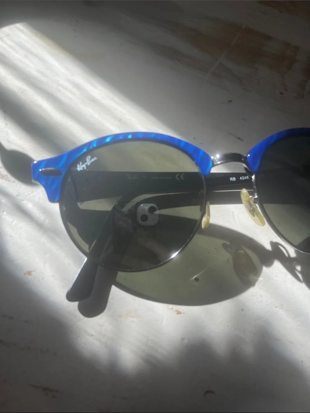 Ray-Ban stylish ray