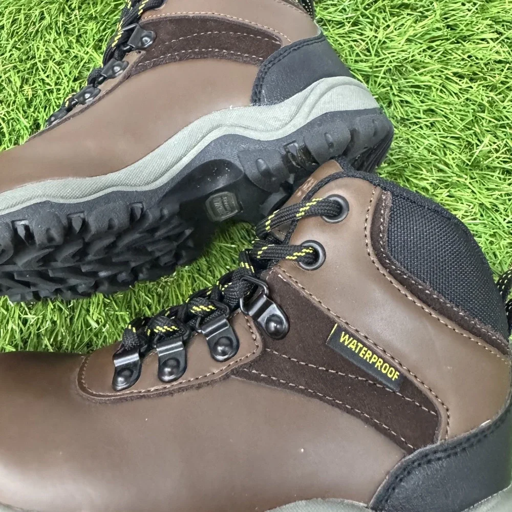 Magellan Kids Brown‎ Action Leather Waterproof Outdoor Hiking Boots Size 11D