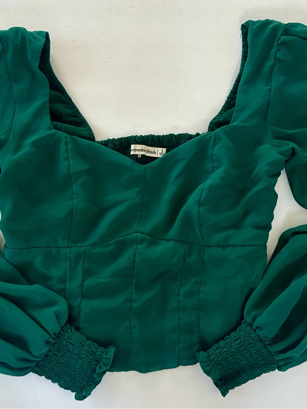 Abercrombie & Fitch smocked stains small
