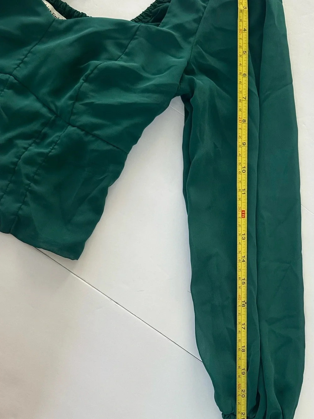 Abercrombie & Fitch bodice length