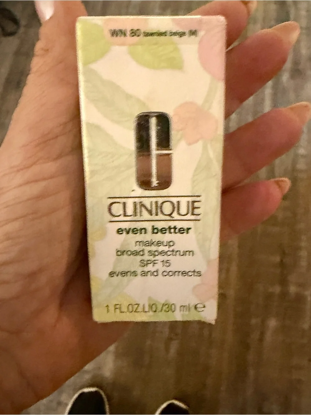 Clinique lightweight foundation