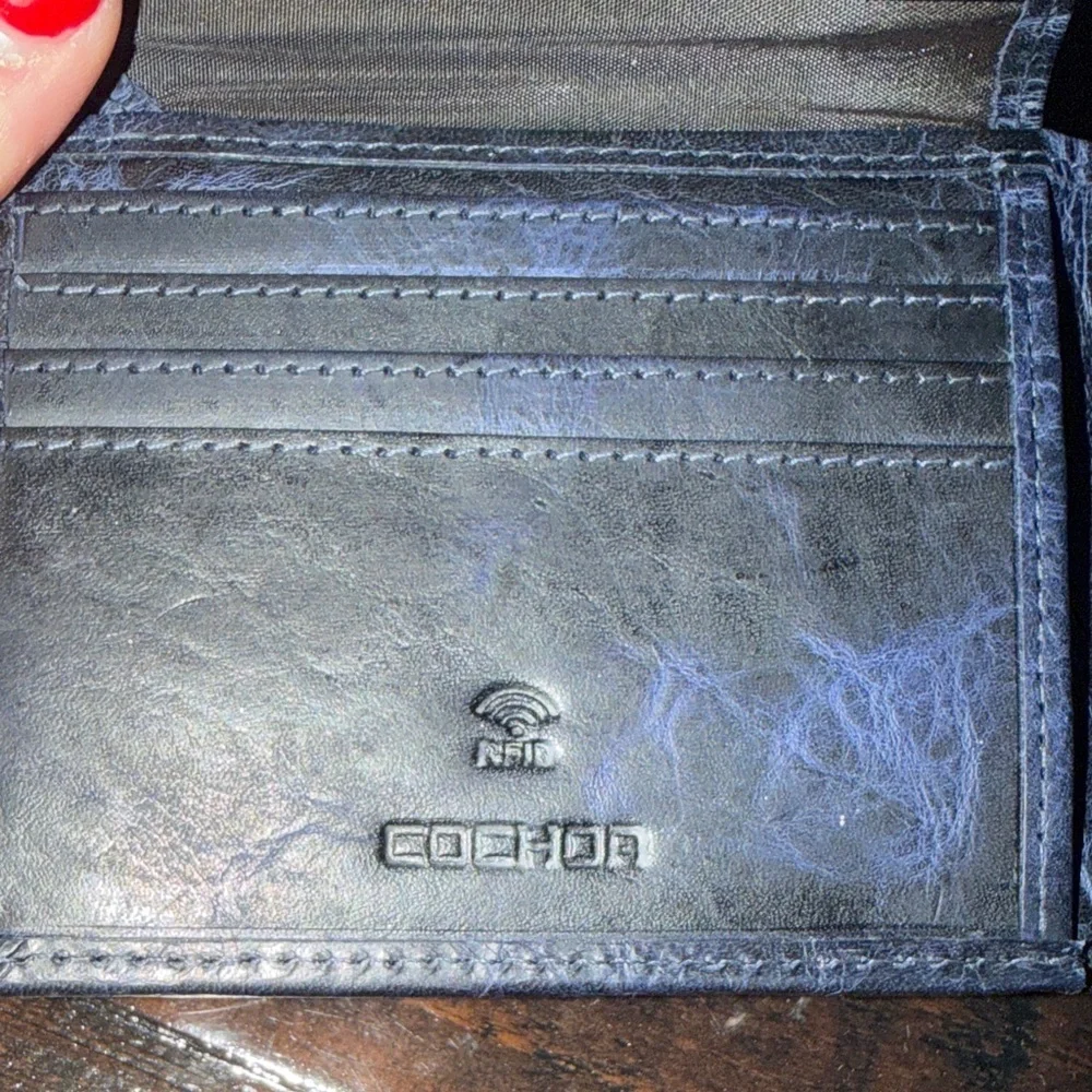 Cochor sleek leather