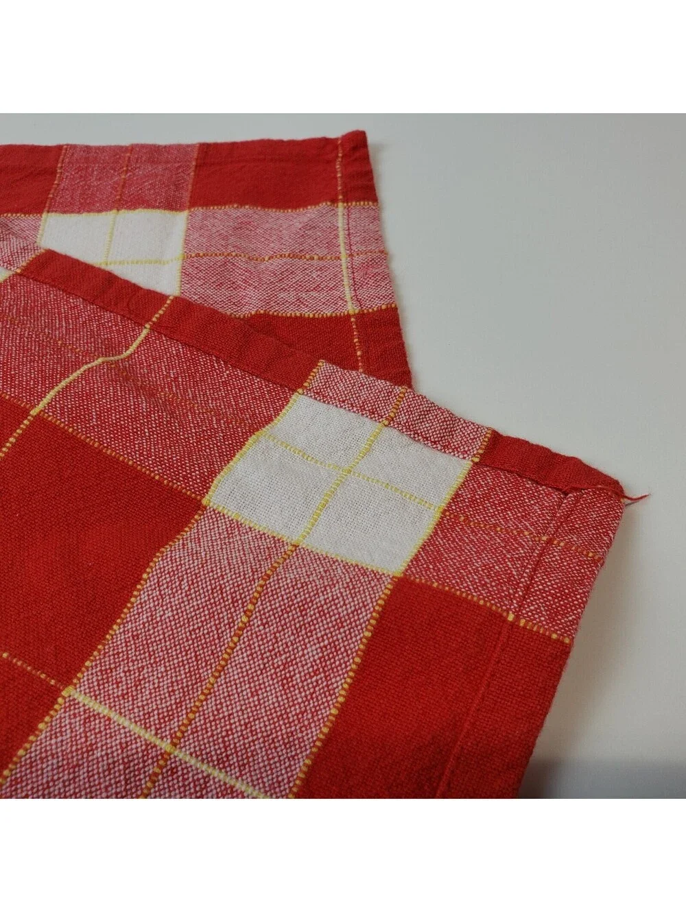 N/A set napkins