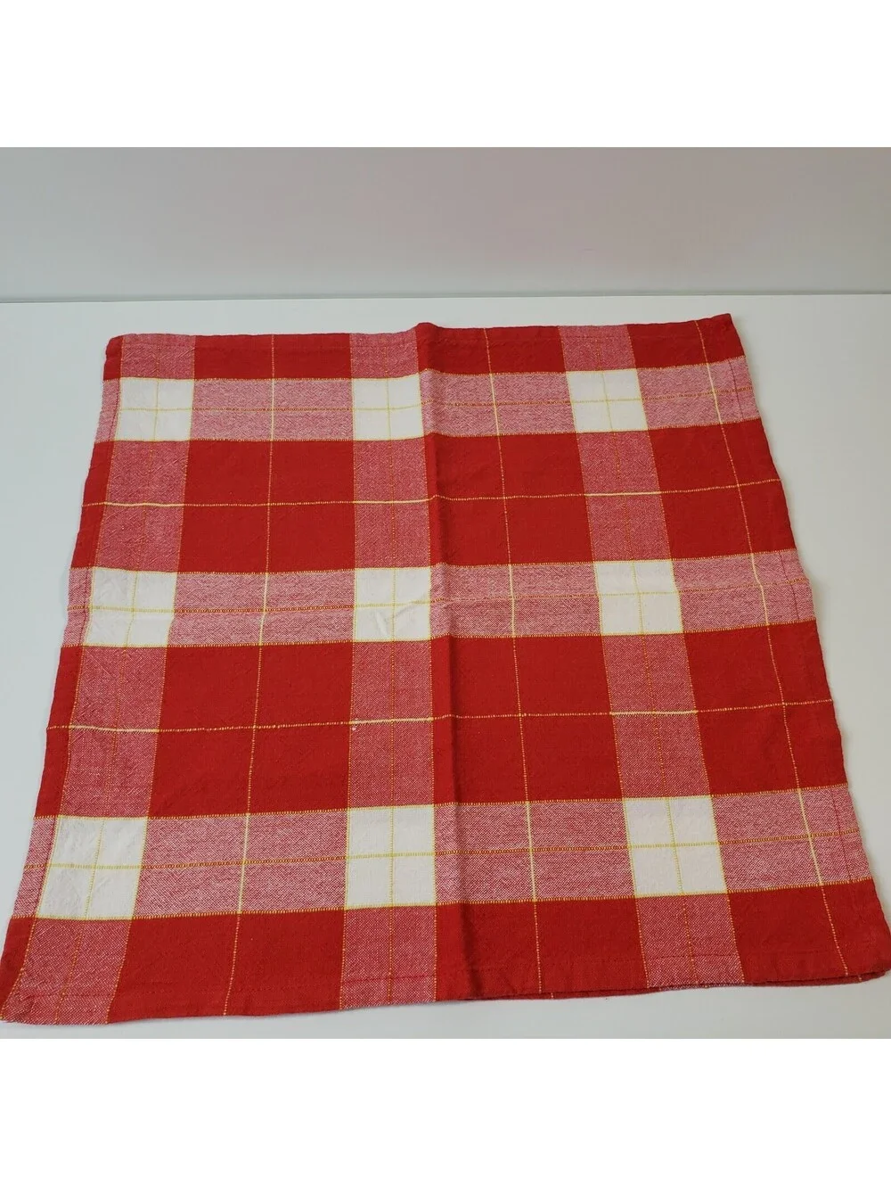 N/A set napkins