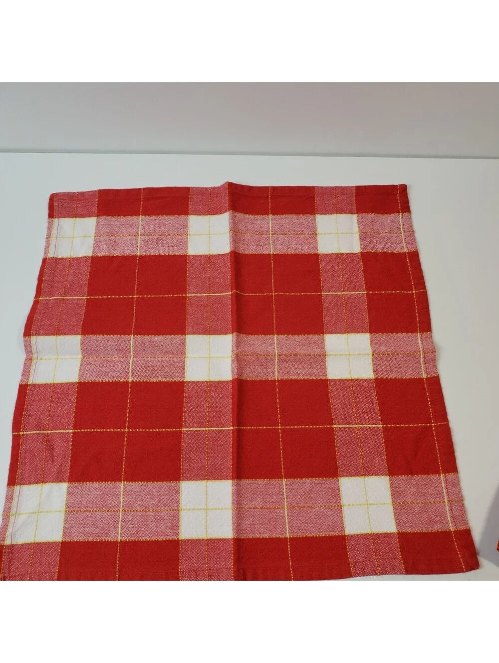 N/A set napkins
