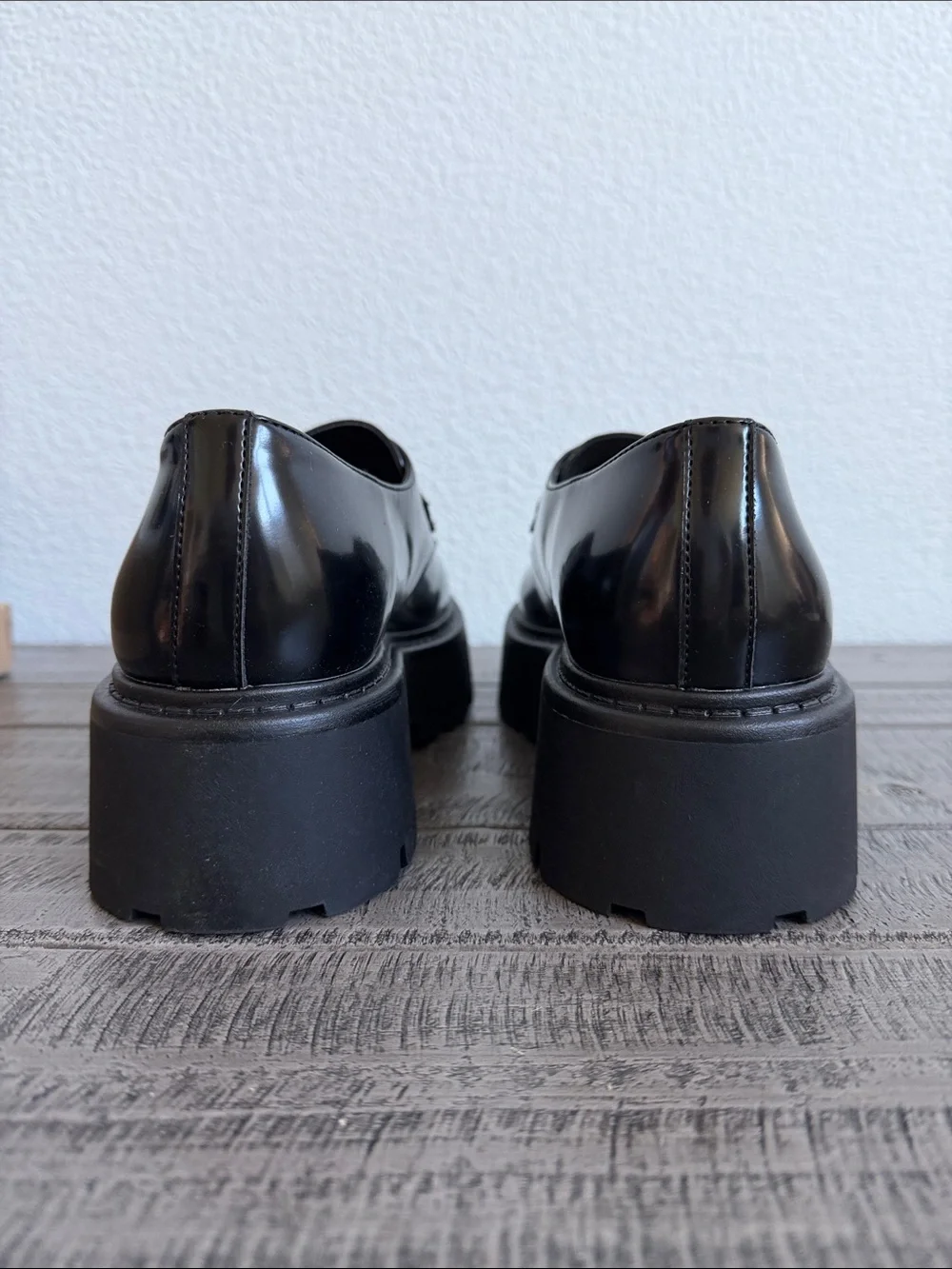 Steve Madden glossy patent