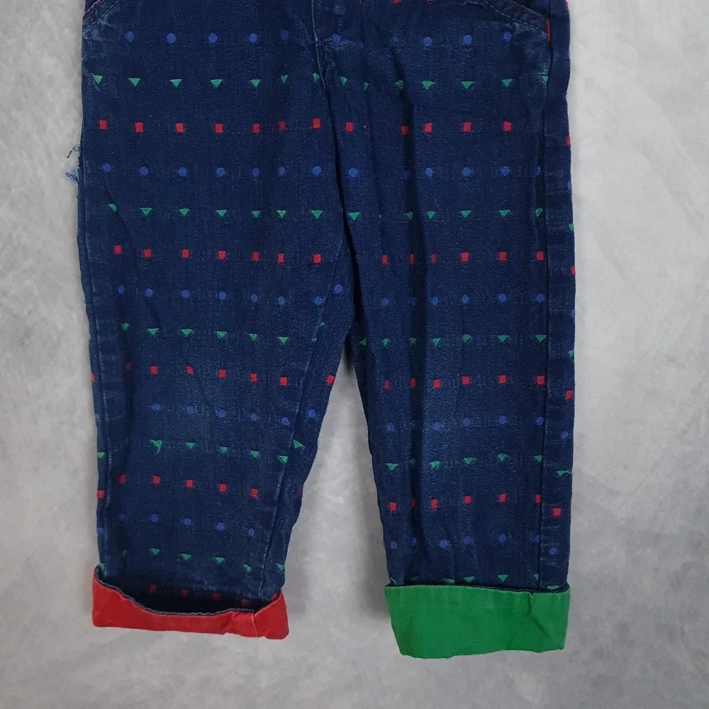 OshKosh Bgosh patch right loose