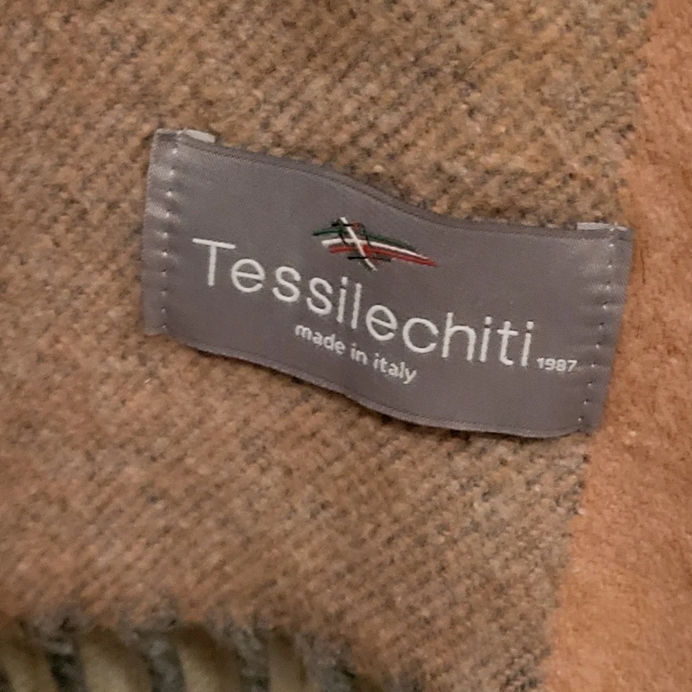 TESSILECHITI add touch