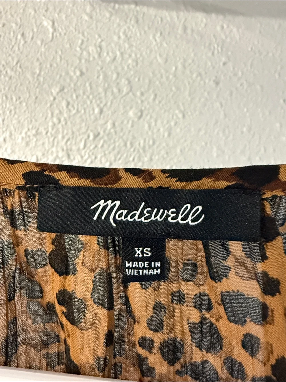 Madewell Brown & Black Leopard Puff Sleeve Button-Up Blouse