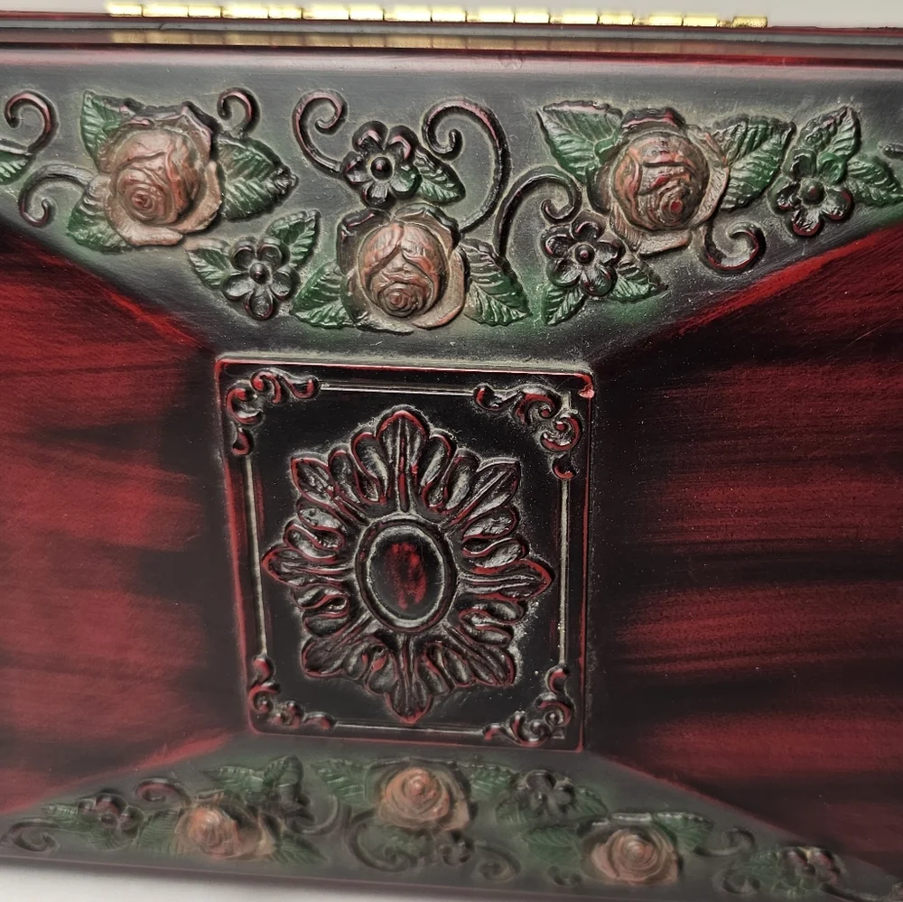 Unmarked green interior