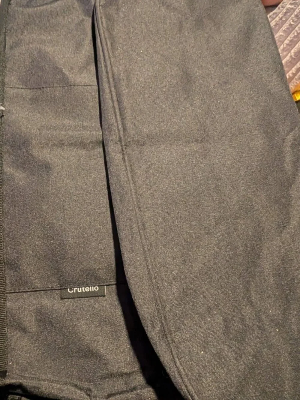 Unbranded crutello black