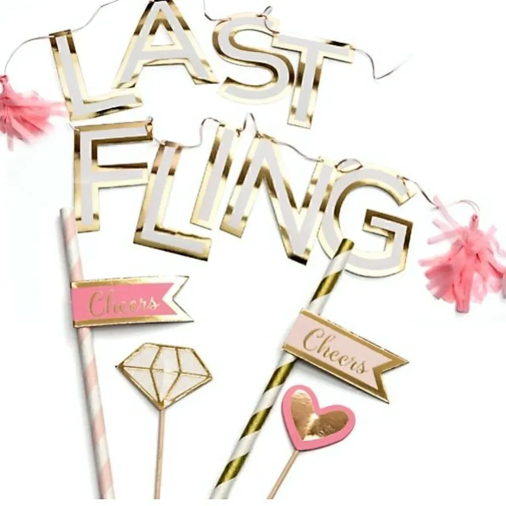 Last Fling Bachelorette Party Décor Kit