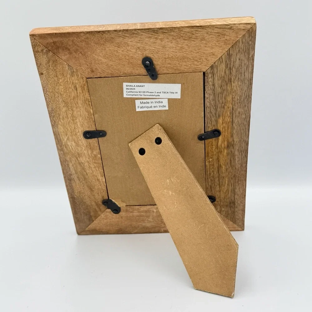 The Unbranded Brand handcrafted red
