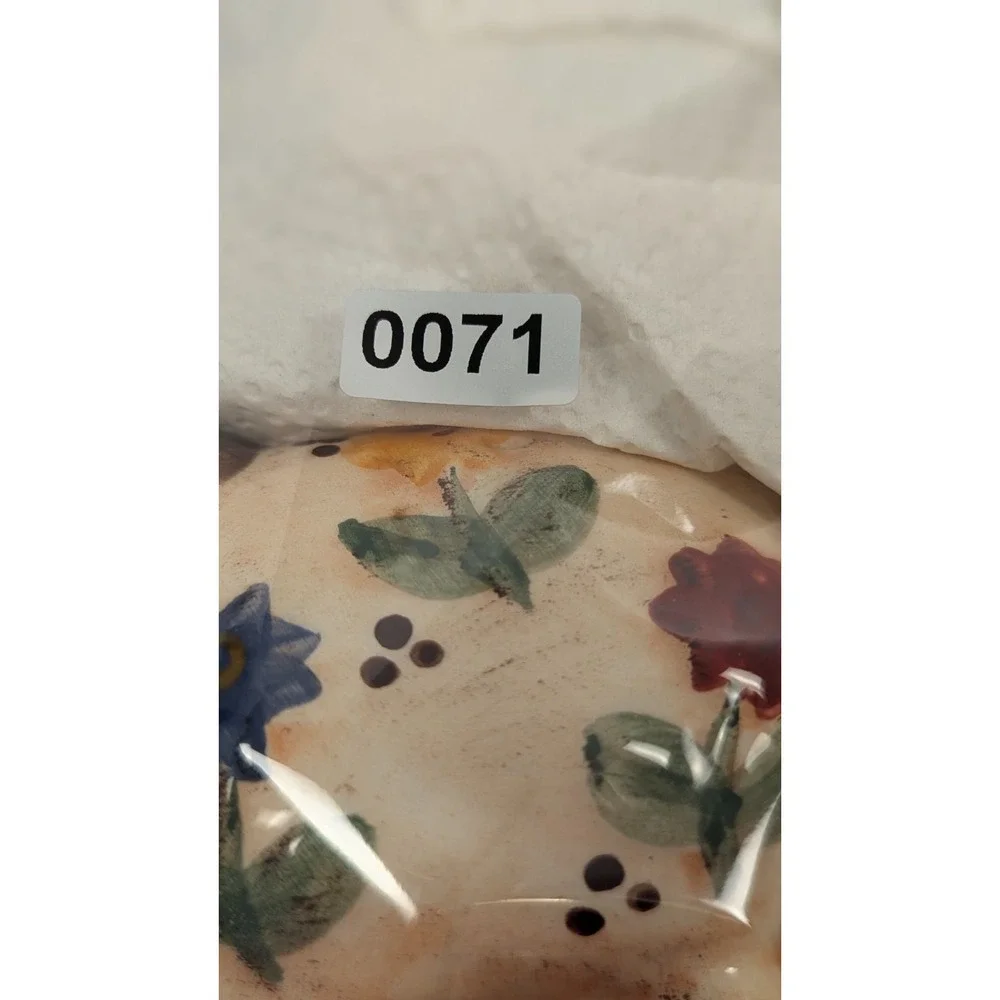 Unbranded vintage ceramic