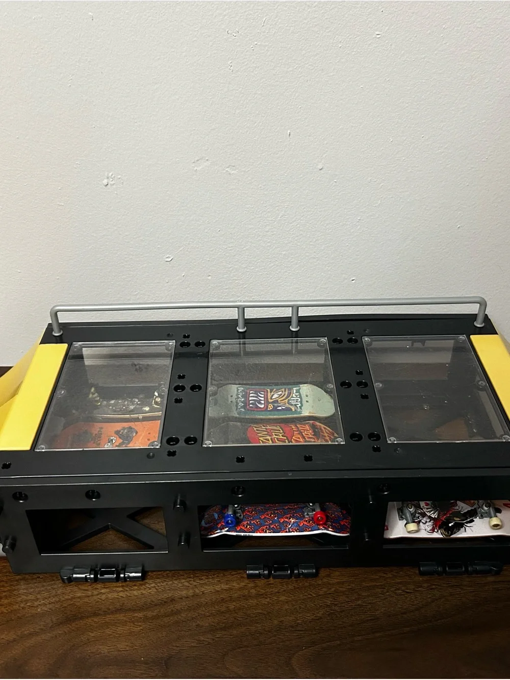 Tack deck skategame transforming skate park carrying case w 7 boards included