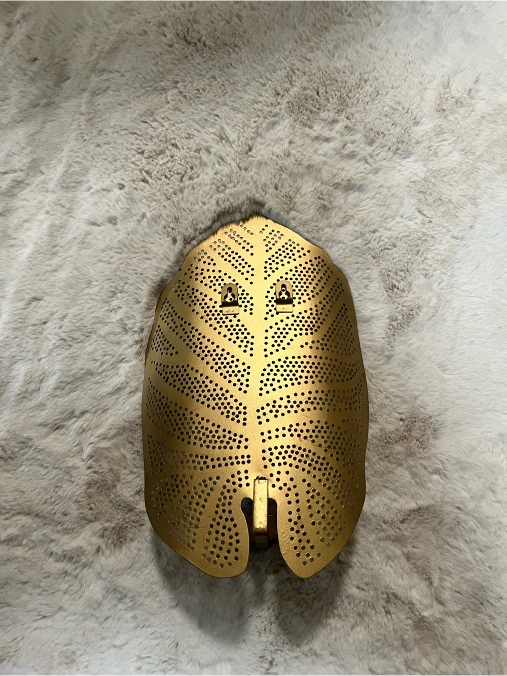 N/A elegant gold