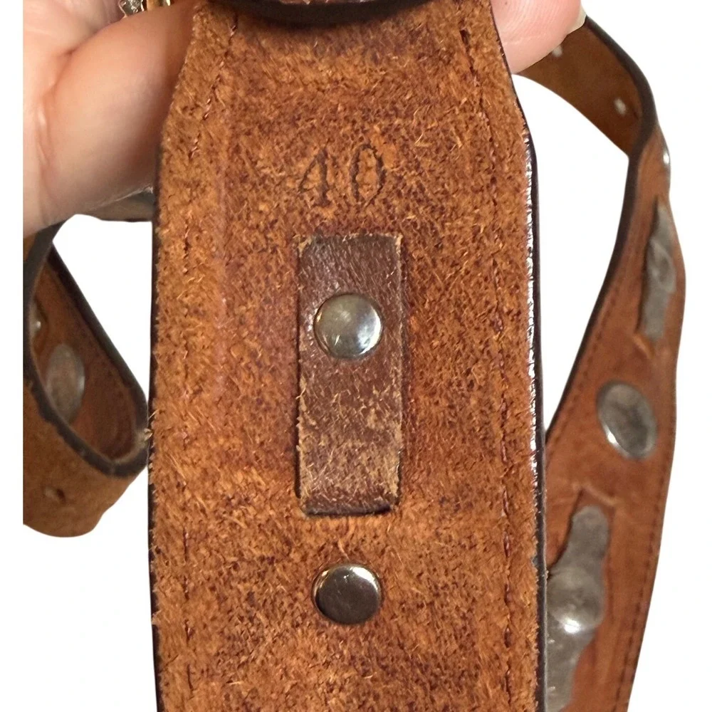 Vintage Leegin 1993 Mens Brown Tooled Leather Western Concho Ranger Belt Size 40