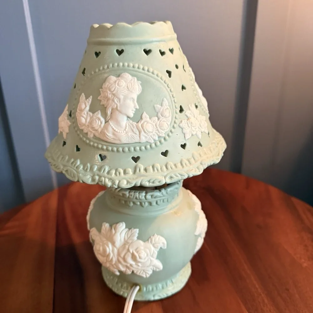 Crown Accent vintage jasperware
