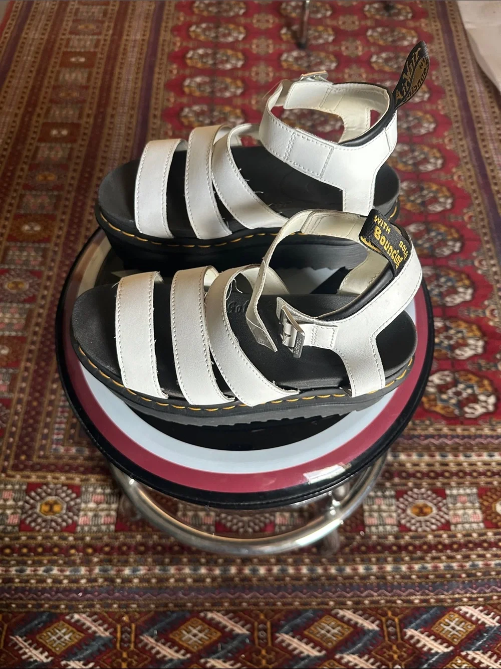 Dr. Martens loop adjustable yellow
