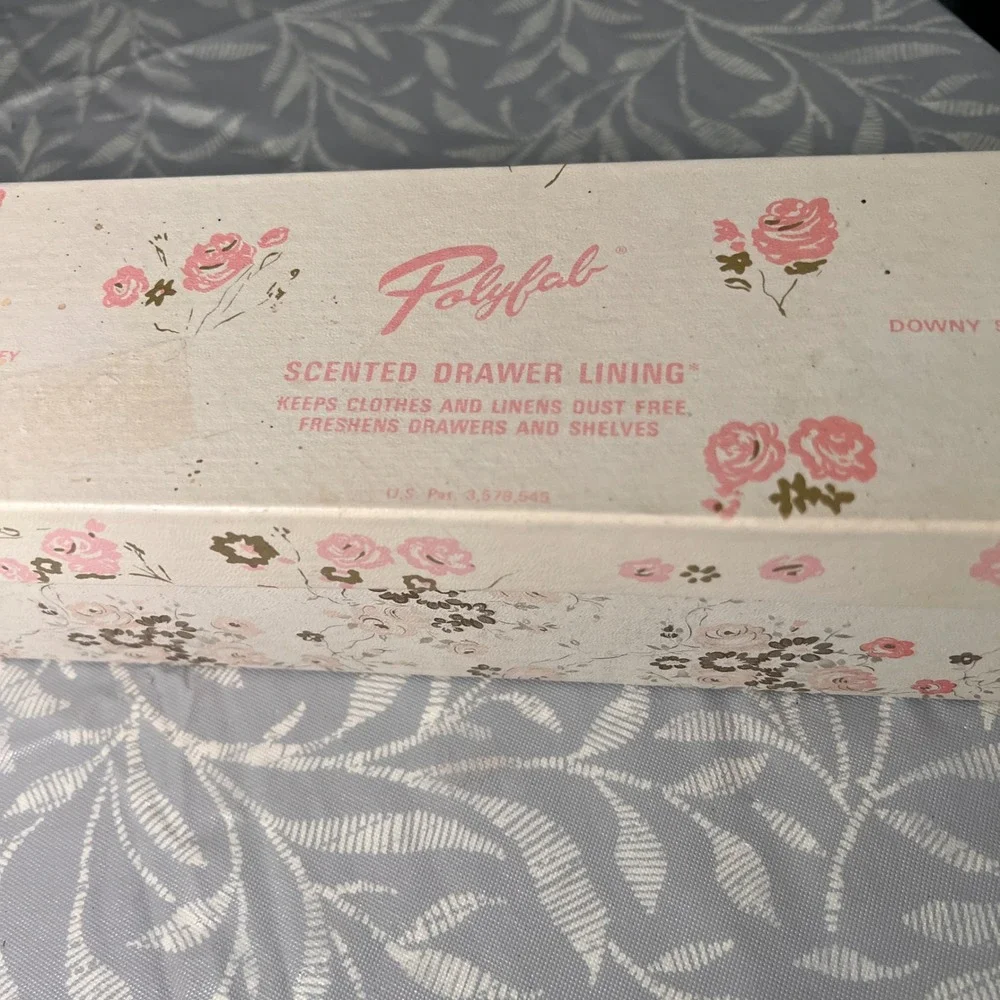 Vtg Polyfab Scented Drawer Lining Karen Carson Creations‎ Cherub Floral 108x17.5